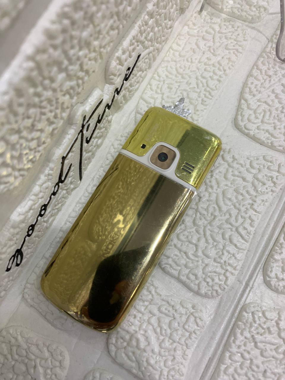 گوشی موبایل نوکیا Nokia 6700 Gold (اصلی)