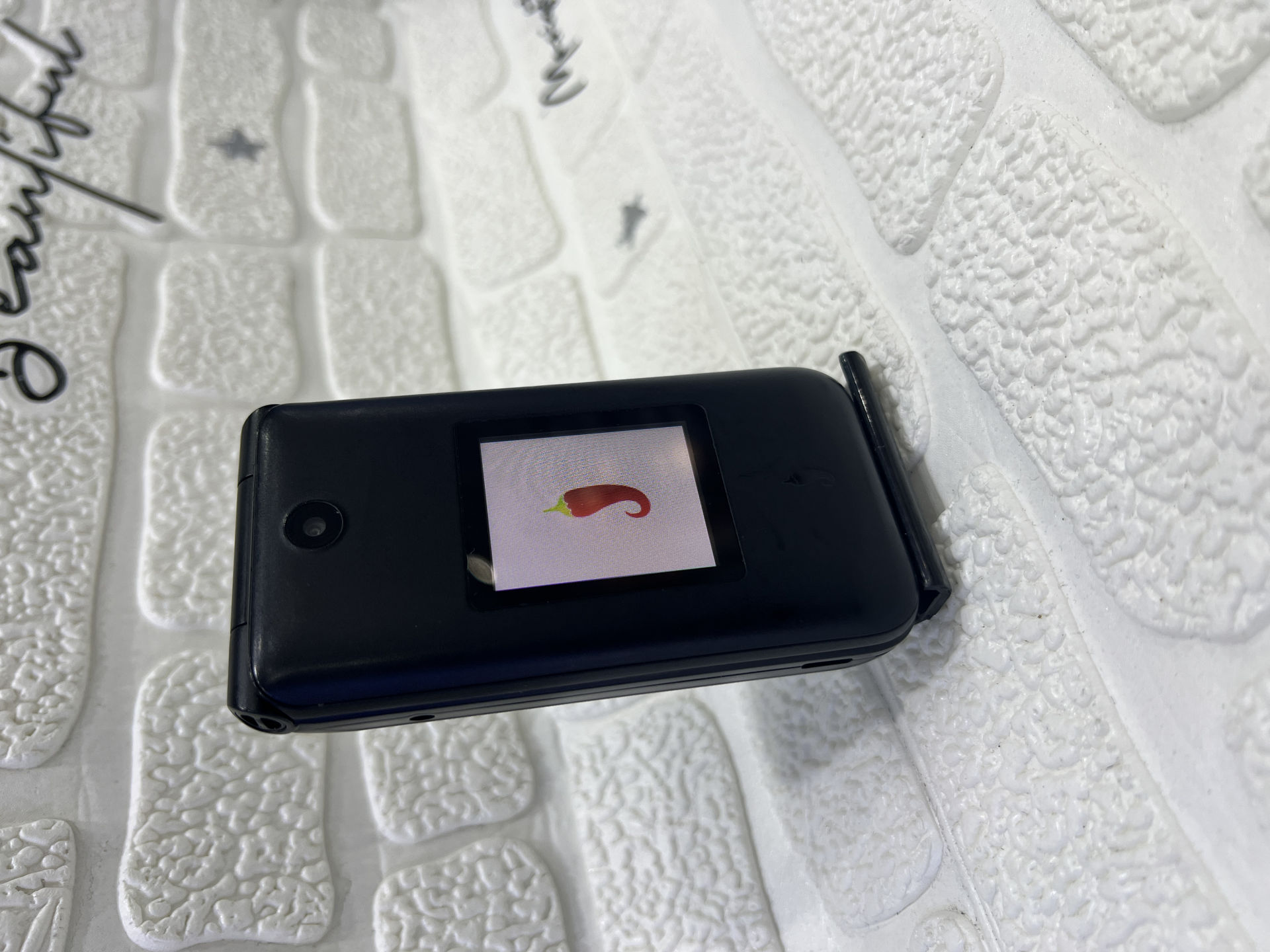 گوشی تاشو 4G با هات اسپات